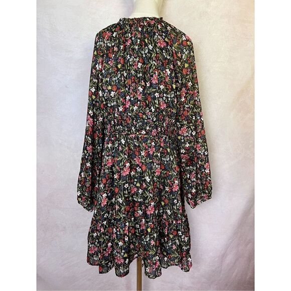 Boho Floral Plus Size Dress - Picture 2 of 6